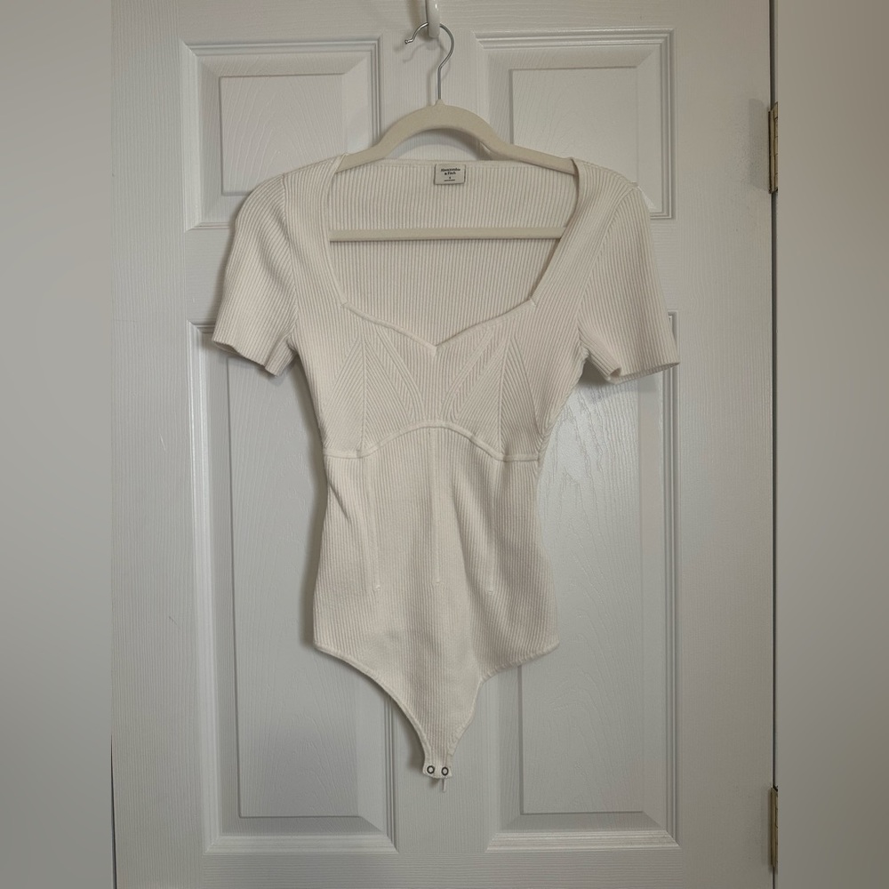 NWOT, Abercrombie & Fitch Corset-Inspired Short Sleeve Bodysuit, Small, White